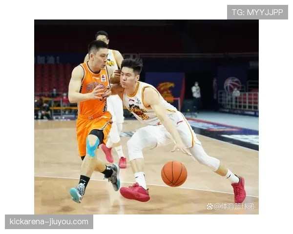 篮球比赛中的五秒违例到底是怎么判定的？